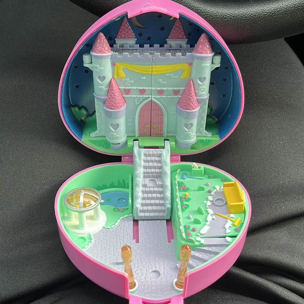 Vintage 1992 Bluebird Polly Pocket Starlight Castle - Picture 2 of 7